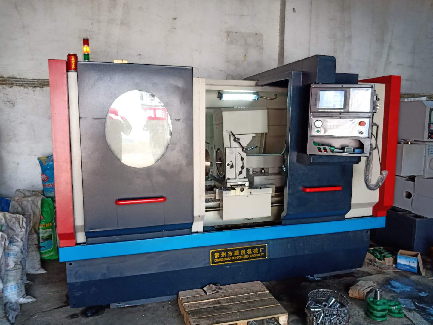 蝸桿數(shù)控旋風(fēng)銑浙江客戶現(xiàn)場(chǎng)