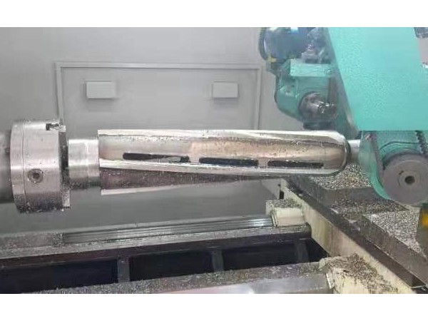 大米拋光機(jī)不銹鋼直輥 斜輥 專(zhuān)用數(shù)控旋風(fēng)銑武漢客戶(hù)現(xiàn)場(chǎng)