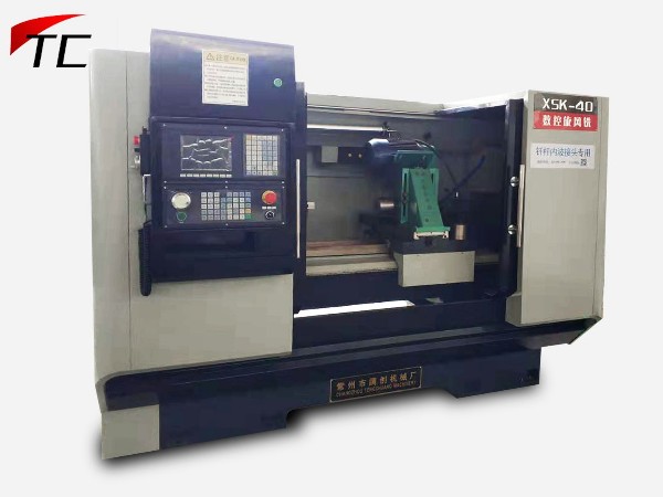 【釬桿內(nèi)波接頭專用機(jī)】數(shù)控旋風(fēng)銑床 【釬桿內(nèi)波接頭專用機(jī)】數(shù)控旋風(fēng)銑床