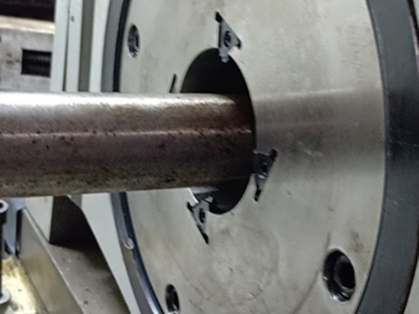 絲桿數控旋風銑整機上海客戶現場 絲桿數控旋風銑整機上海客戶現場