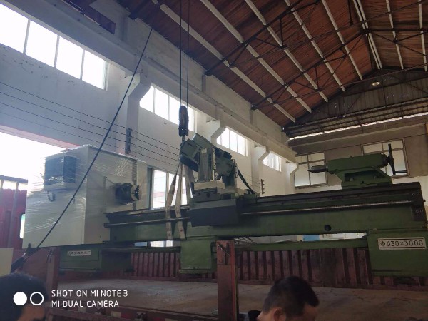 鉆石輥數控旋風銑（改造版）南京客戶現場