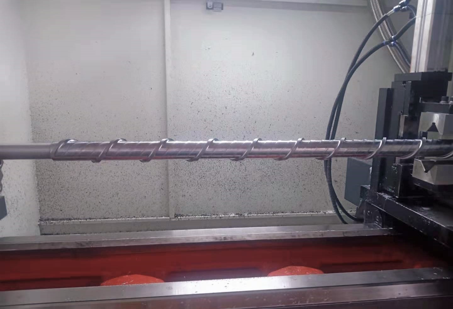 數控旋風銑輸送螺桿