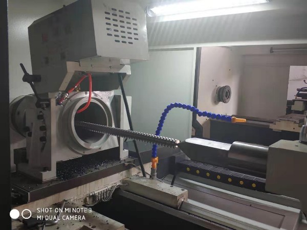 【真空斷路器絲杠專用機】數控旋風銑床